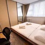 Marki Apartment *